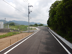 株式会社イタガキ建設コンサルタントの道路(改良後)